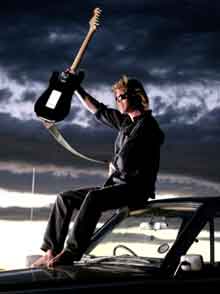 Valiant Swart